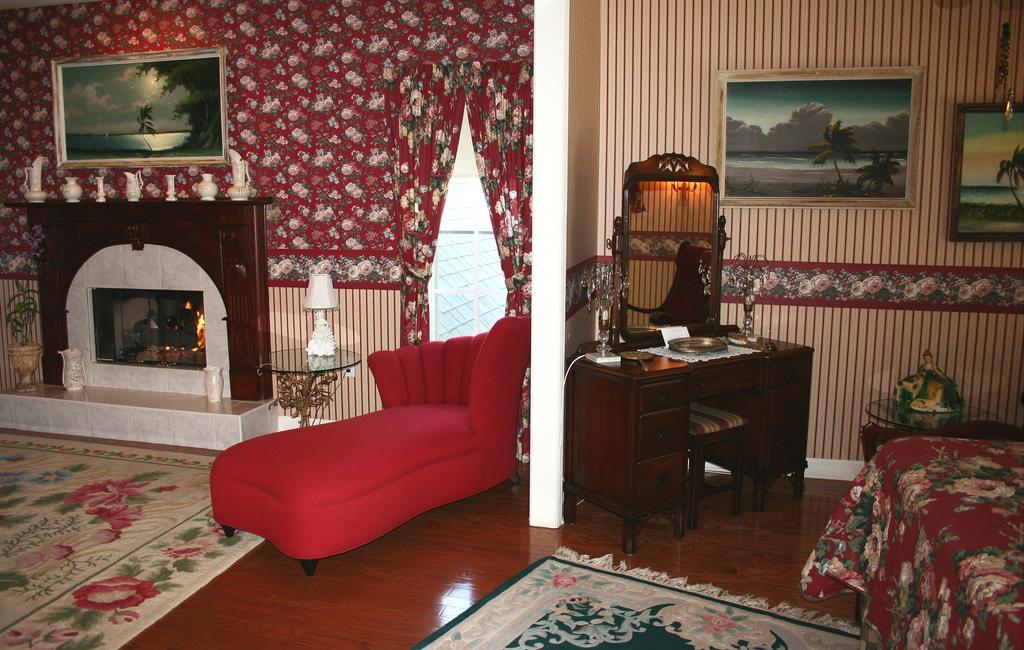 Heron Cay Lakeview Bed & Breakfast マウント・ドラ エクステリア 写真